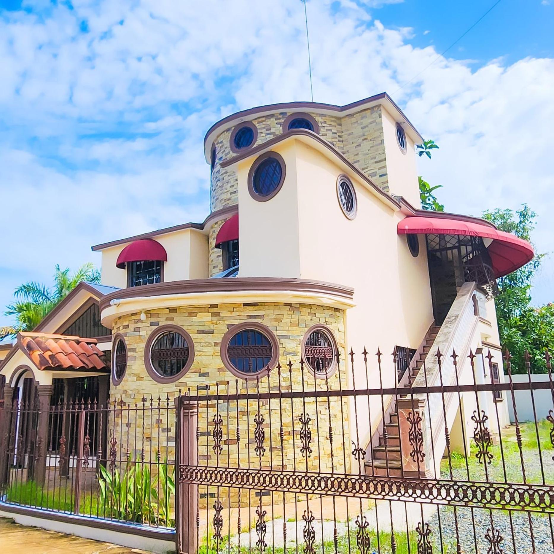 Вилла Casa Grande Lujosa Bayaguana Экстерьер фото